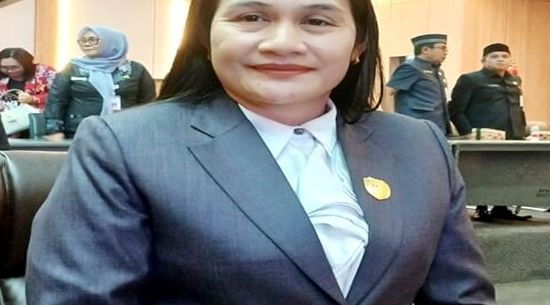 Apresiasi Layanan Jemput Bola Disdukcapil Jangkau Seluruh Desa