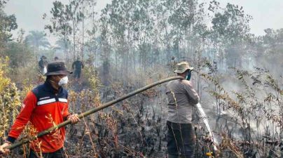 Kebakaran Lahan di Tumbang Nusa Terkendali, Polda Kalteng Bangun Kanal Medson 