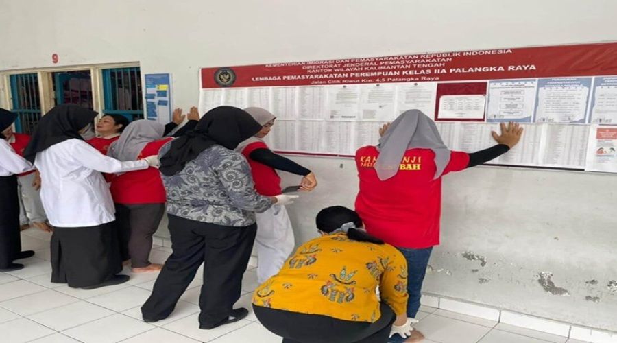 Header Lapas Perempuan Palangka Raya Lakukan Tes Urine Semua Pegawai dan Narapidana