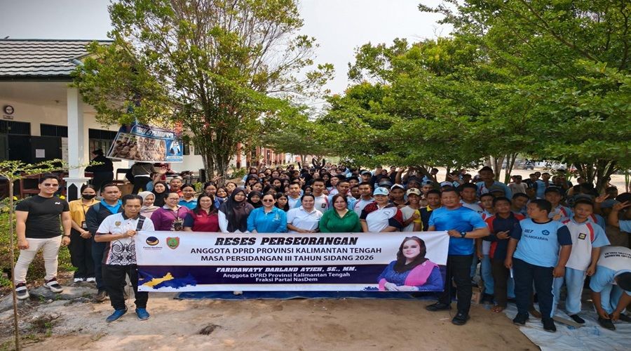Header Faridawaty Serap Aspirasi di SMKN 5 Palangka Raya