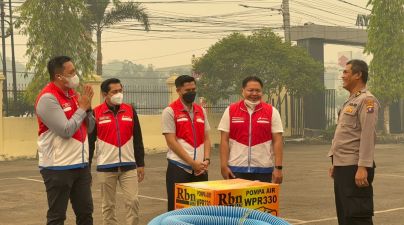 Pertamina Bantu Pompa Pemadam Kebakaran Dukung Penanganan Karhutla di Palangka Raya