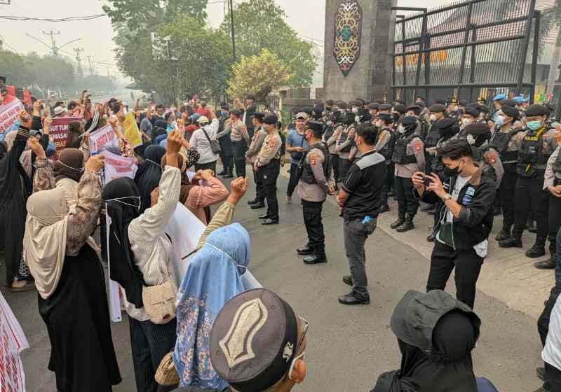 Header Warga Seruyan Pertanyakan Status Tersangka Ketua Koperasi, Polisi Sebut Dua Alat Bukti