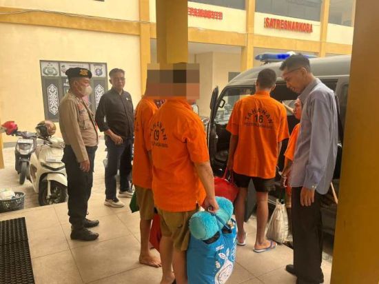 Kurangi Kepadatan Rutan, Polresta Palangka Raya Titipkan Sembilan Tahanan ke Lapas Kelas IIA