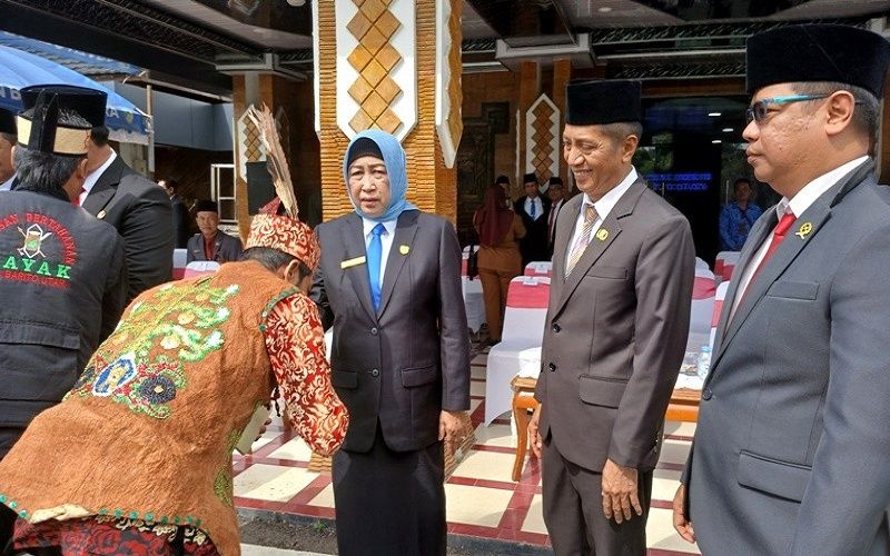 Header Ketua Dewan Minta Wujudkan Semangat Pahlawan Lewat Kerja Nyata dan Pengabdian