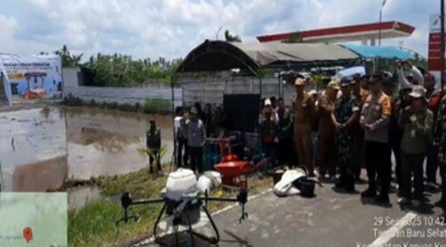 Header Dukung swasembada pangan nasional , Brigade Pangan Kalteng laksanakan gerak tanam padi dengan Teknologi Drone