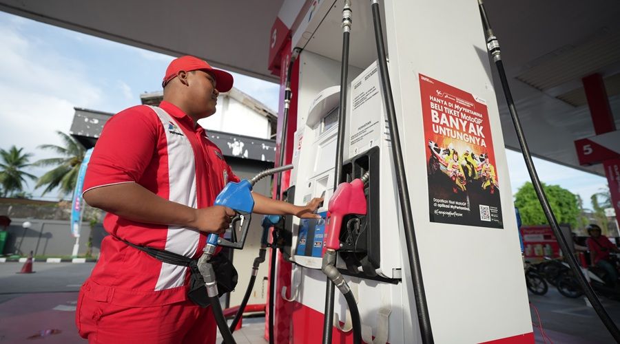 Header Pertamina Tegaskan Tidak Ada Pengoplosan BBM Pertamax