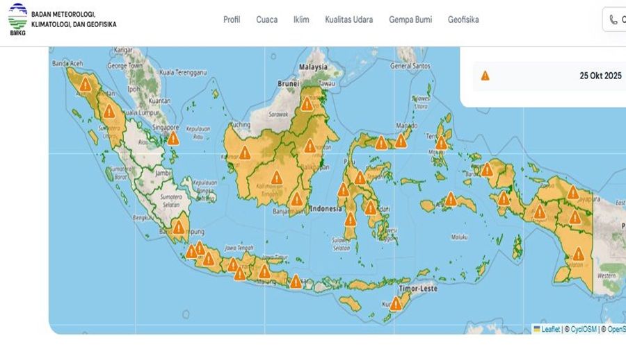 Header BMKG Peringatkan Cuaca Ekstrem di Kalimantan Tengah Selama Tiga Hari ke Depan