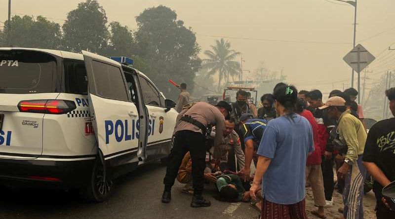 Habis Tangani Kebakaran, Polresta Palangka Raya Urus Kecelakaan, Langsung Evakuasi Korban
