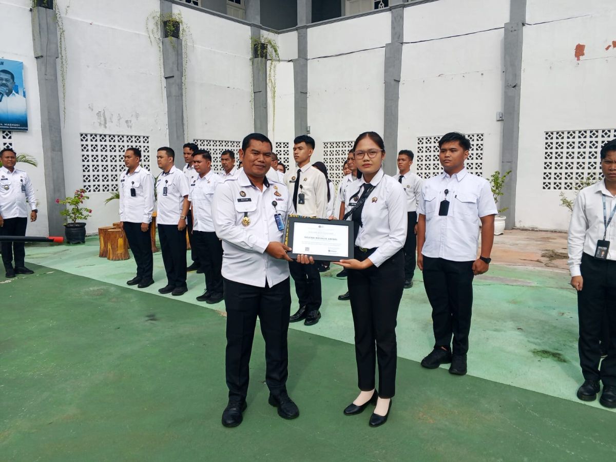 Header Mendapat Penghargaan Usai Gagalkan Penyelundupan Sabu di Rutan Palangka Raya