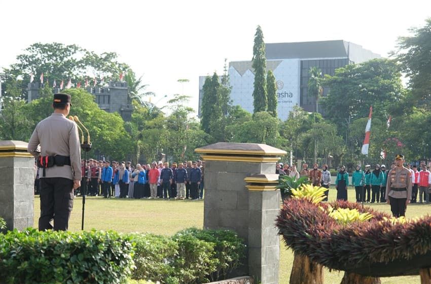 Header Kapolda Kalteng Serukan Semangat Huma Betang Hadapi Tantangan Keamanan