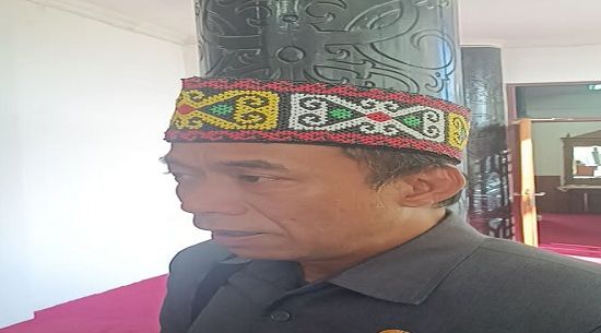 Kunjungi Hulu Kapuas, Bambang Irawan Temukan Warga Masih Terisolasi di Era Digital