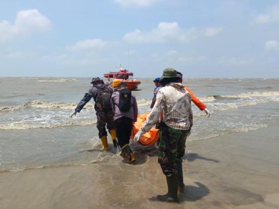 Basarnas Pastikan Dua Jenazah di Pesisir Seruyan Penumpang KM Virgo Transport 8