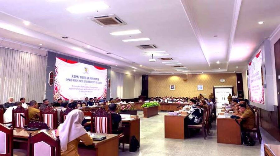 Header DPRD Kalteng Putuskan Jamin Hak Anggota KSU SB Tetap Terpenuhi di tengah Sengketa Melalui Pemerintah