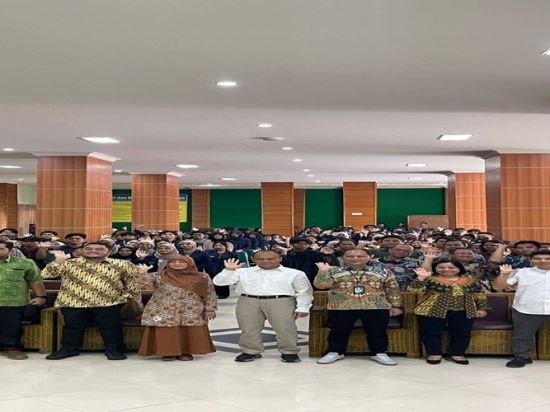 OJK Minta Mahasiswa di Kalteng Jadi Agen Perubahan Pemahaman Keuangan Syariah