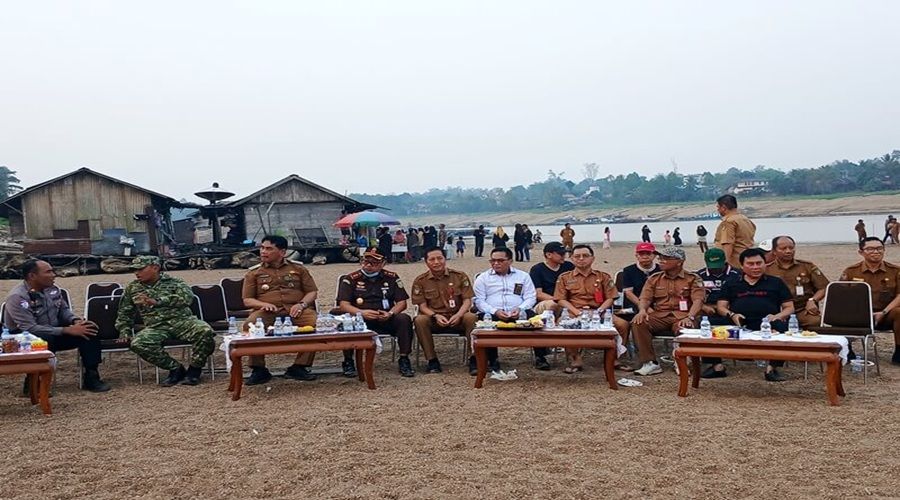 Header Bupati Dorong Penataan Tepian Pasar Pendopo Jadi Ruang Publik