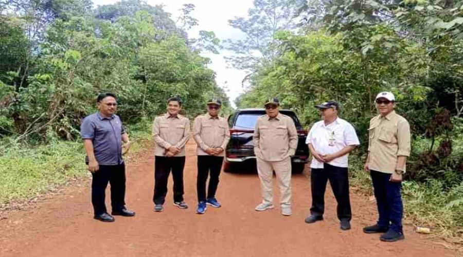 Header DPRD Kalteng Pastikan Terus Kawal Penanganan ruas Jalan Cempaka Mulia–Kampung Melayu