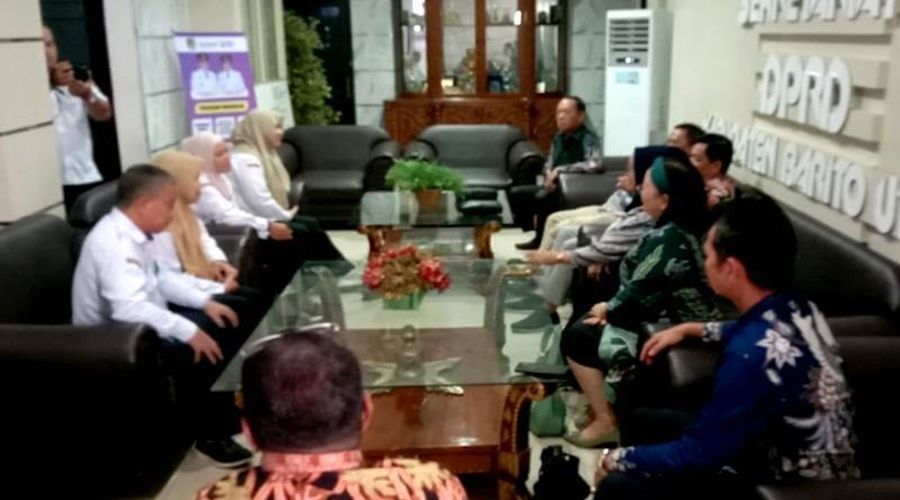 Header DPRD Mahakam Ulu Dalami Sistem Kesekretariatan di Barito Utara
