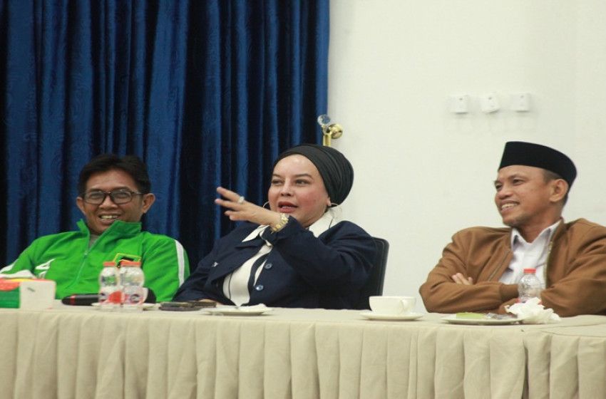 Header DPRD Minta Pemprov Diminta Maksimalkan Teknologi demi Optimalisasi Pendapatan Daerah