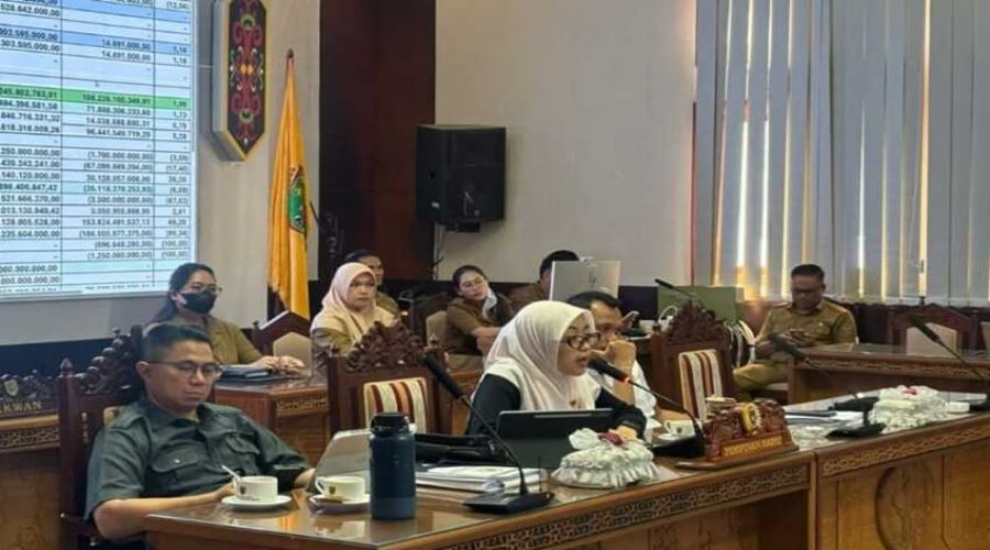 Header Wakil Ketua DPRD Kalteng Minta Masyarakat Kibarkan Bendera Merah Putih Jelang HUT Ke- 81 RI