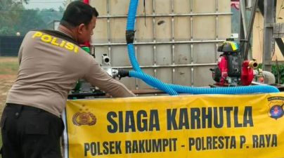 ‎Rumah Warga di Sampit Ludes Terbakar Dini Hari, Warga Dikejutkan Suara Ledakan