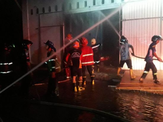 Gudang Genset Lippo Plaza Palangka Raya Terbakar