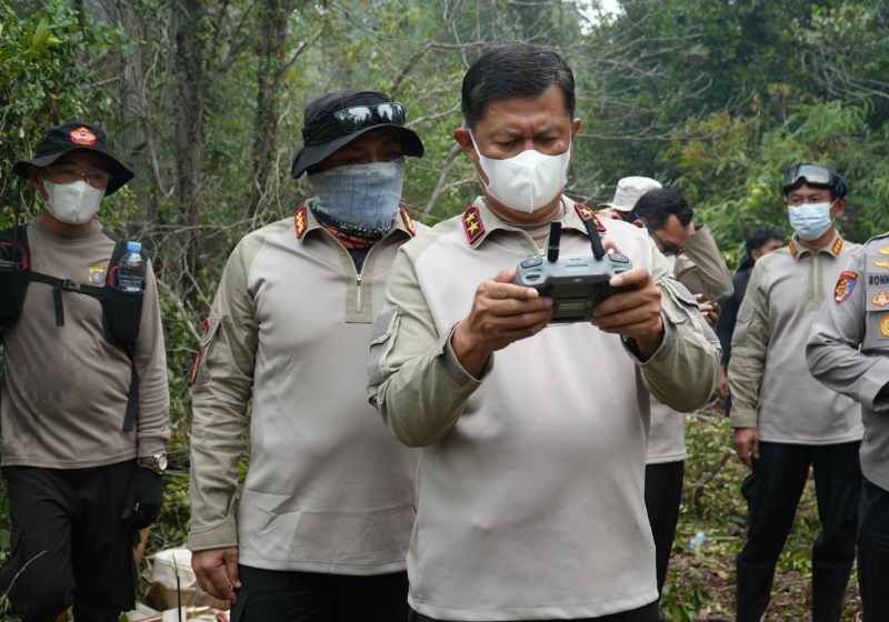 Header Atasi Karhutla 20 Hektare di Palangka Raya, Sumur Bor 3 Km Dibangun