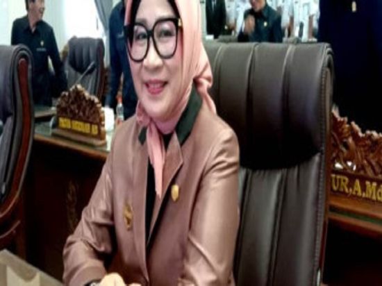 Dewan Dorong Penguatan Literasi Dwibahasa dan Pelestarian Bahasa Daerah di Sekolah