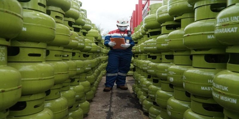 Header Tepis Isu Kelangkaan Gas LPG 3 kG ,Pemko Palangka Raya Gelar Operasi Pasar