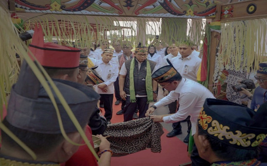 Gubernur Kalteng Agustiar Sabran Sambut Kedatangan Menkum RI Andi Agtas ke Kalteng