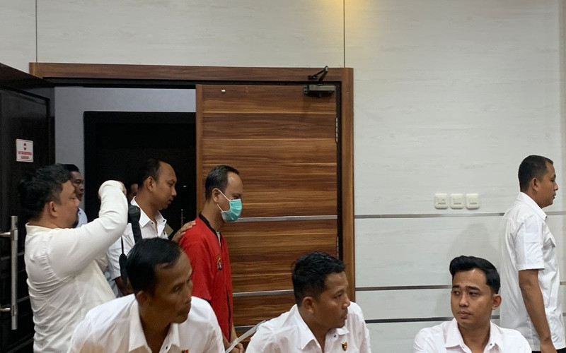 Header Perkembangan Kasus Tipikor Gedung Expo Sampit: Polisi Masih Buru Tersangka LMN